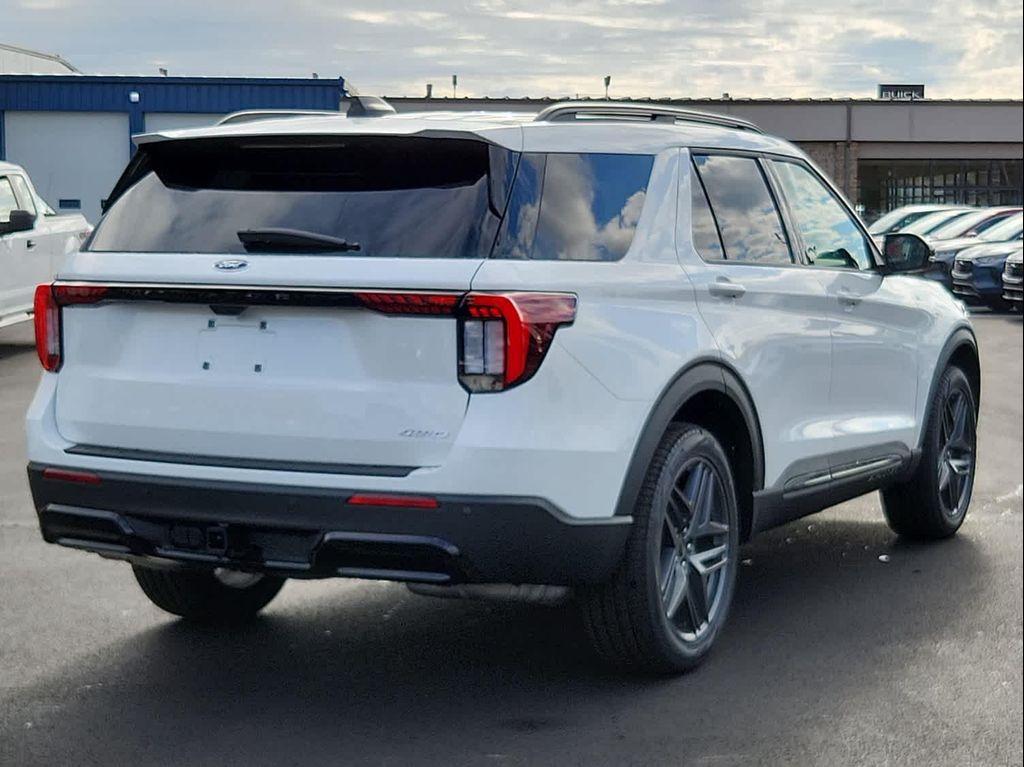 new 2025 Ford Explorer car, priced at $48,755