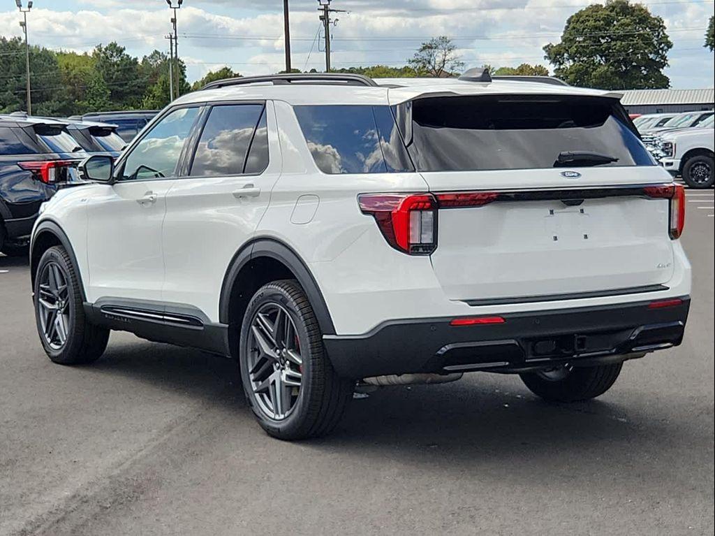 new 2025 Ford Explorer car, priced at $51,015
