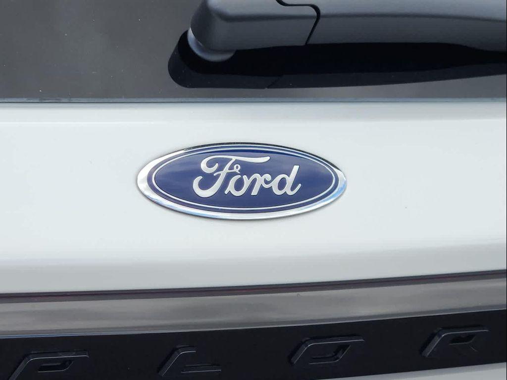 new 2025 Ford Explorer car, priced at $51,015