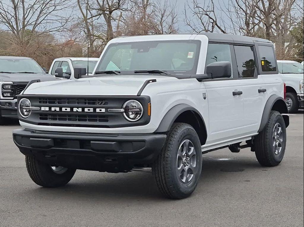 new 2025 Ford Bronco car, priced at $49,760