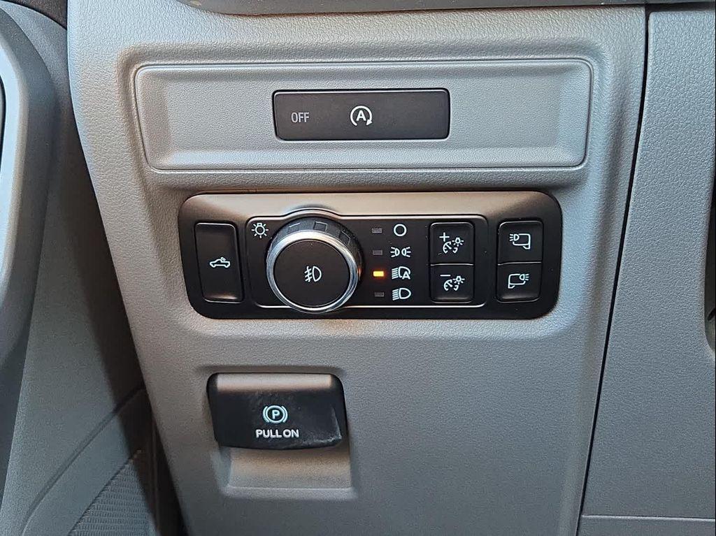 new 2025 Ford F-150 car