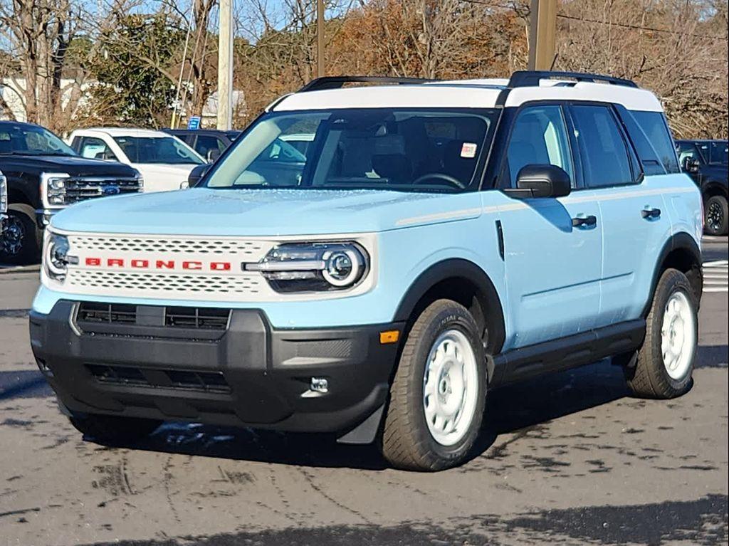 new 2025 Ford Bronco Sport car, priced at $40,025