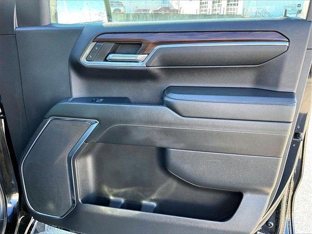 used 2024 GMC Sierra 1500 car, priced at $40,589