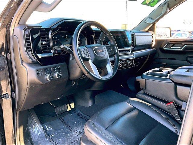 used 2024 GMC Sierra 1500 car, priced at $40,589