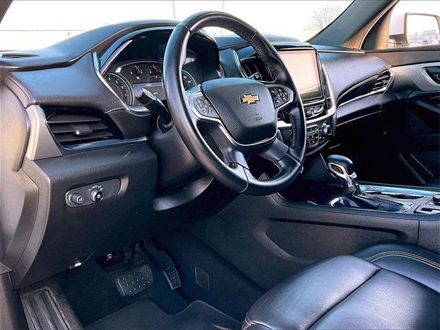 used 2023 Chevrolet Traverse car, priced at $29,281