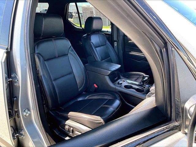 used 2023 Chevrolet Traverse car, priced at $37,694