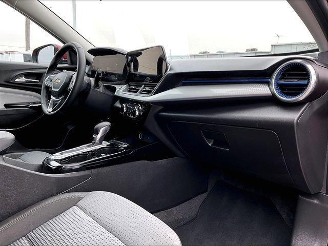 used 2025 Chevrolet Trax car, priced at $20,313