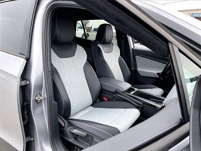 used 2023 Volkswagen ID.4 car, priced at $20,195