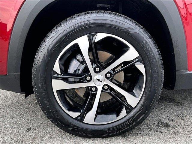 used 2025 Chevrolet Trax car, priced at $21,815