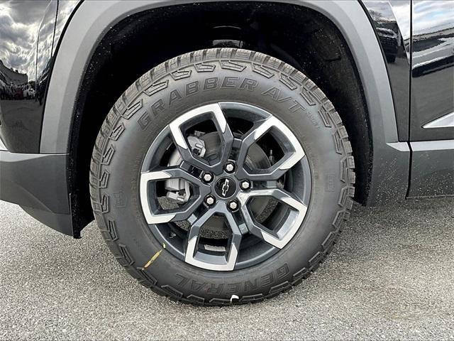 new 2026 Chevrolet Equinox car, priced at $35,900