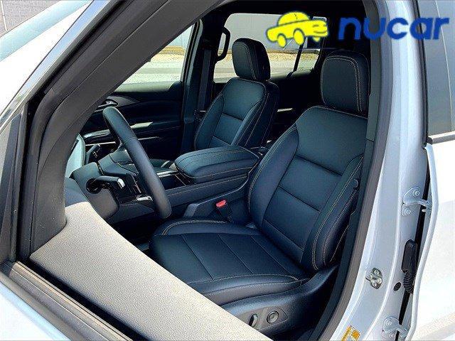 new 2025 Chevrolet Traverse car, priced at $46,925