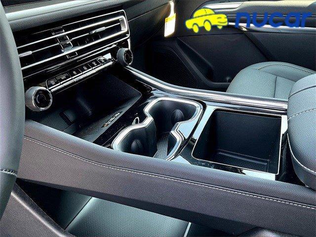 new 2025 Chevrolet Traverse car, priced at $46,925