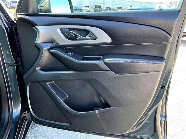 used 2021 Chevrolet Traverse car, priced at $20,978