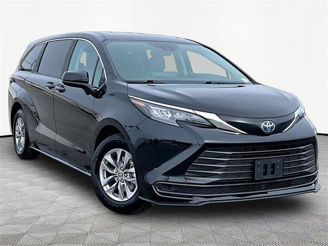 used 2024 Toyota Sienna car, priced at $34,546
