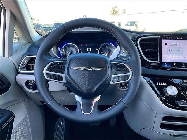 used 2024 Chrysler Pacifica car, priced at $28,996