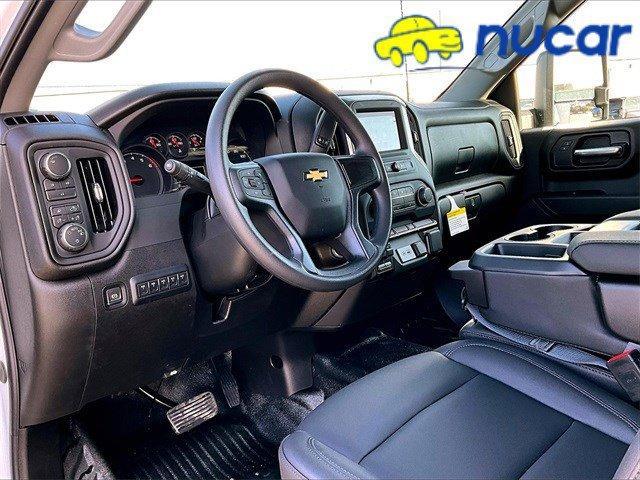 new 2025 Chevrolet Silverado 3500 car, priced at $72,682