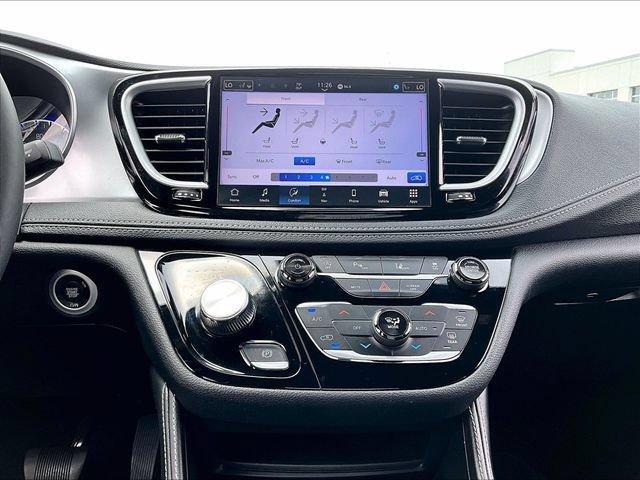 used 2025 Chrysler Pacifica car, priced at $35,091