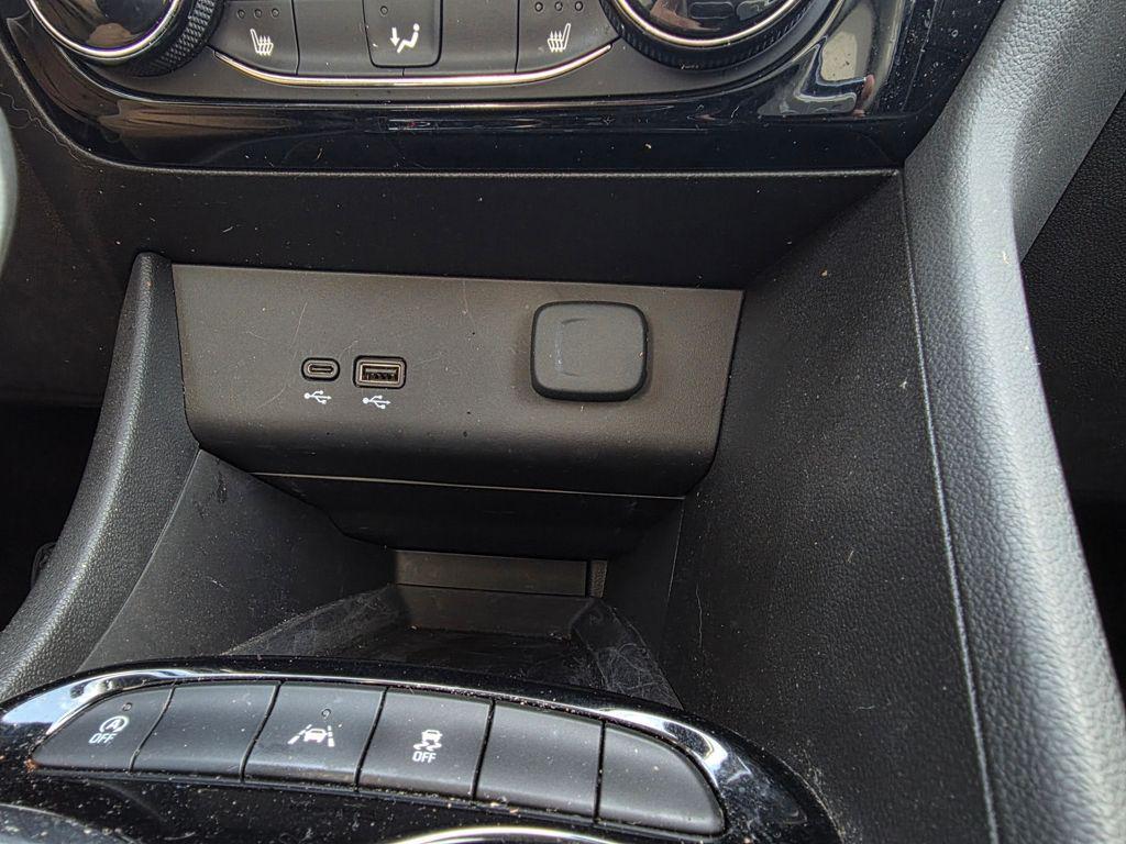 used 2025 Buick Encore GX car, priced at $23,464