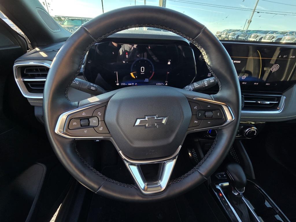 used 2024 Chevrolet TrailBlazer car, priced at $24,367