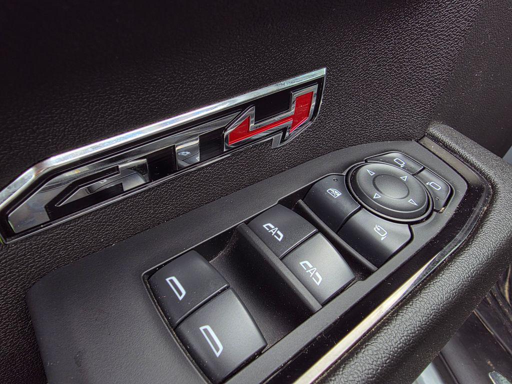 used 2024 GMC Sierra 1500 car, priced at $55,304