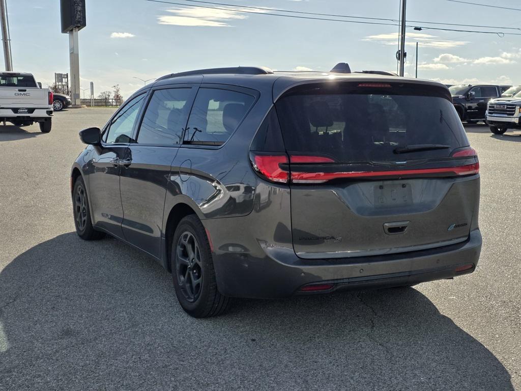 used 2021 Chrysler Pacifica Hybrid car, priced at $22,498