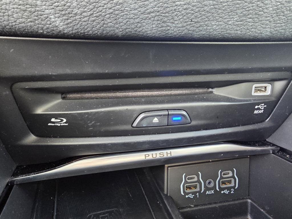 used 2021 Chrysler Pacifica Hybrid car, priced at $22,498