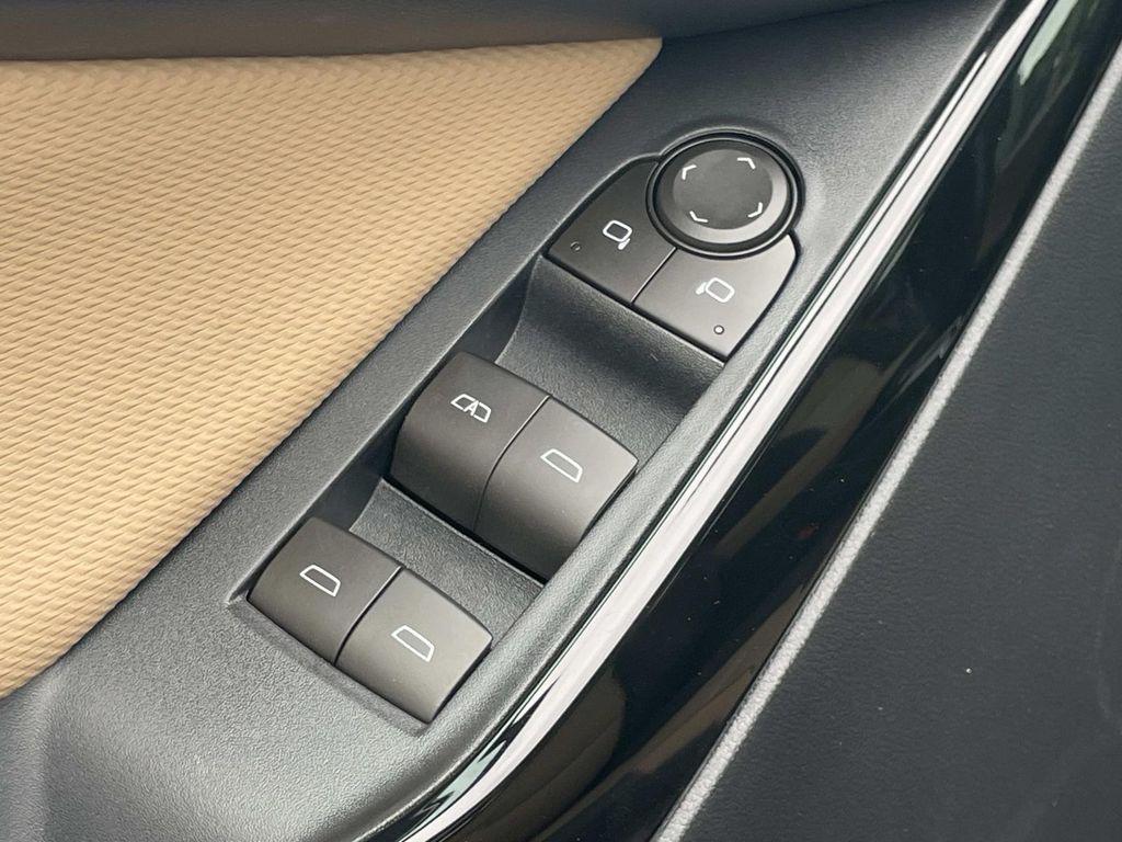 new 2026 Chevrolet Equinox car, priced at $35,476