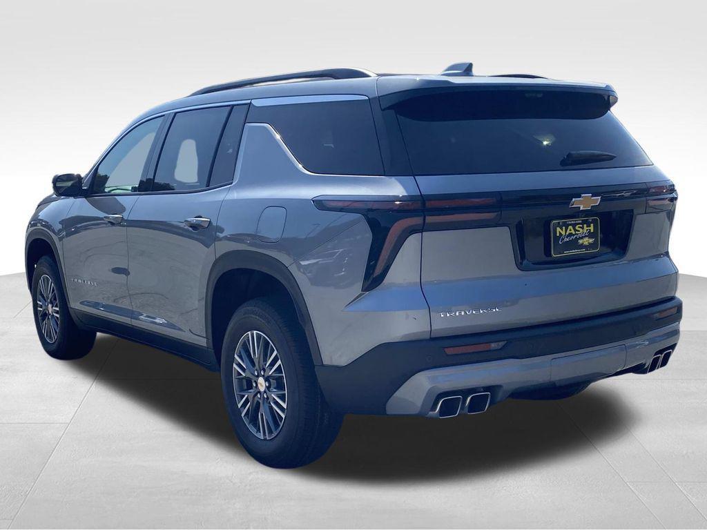 new 2026 Chevrolet Traverse car, priced at $41,019