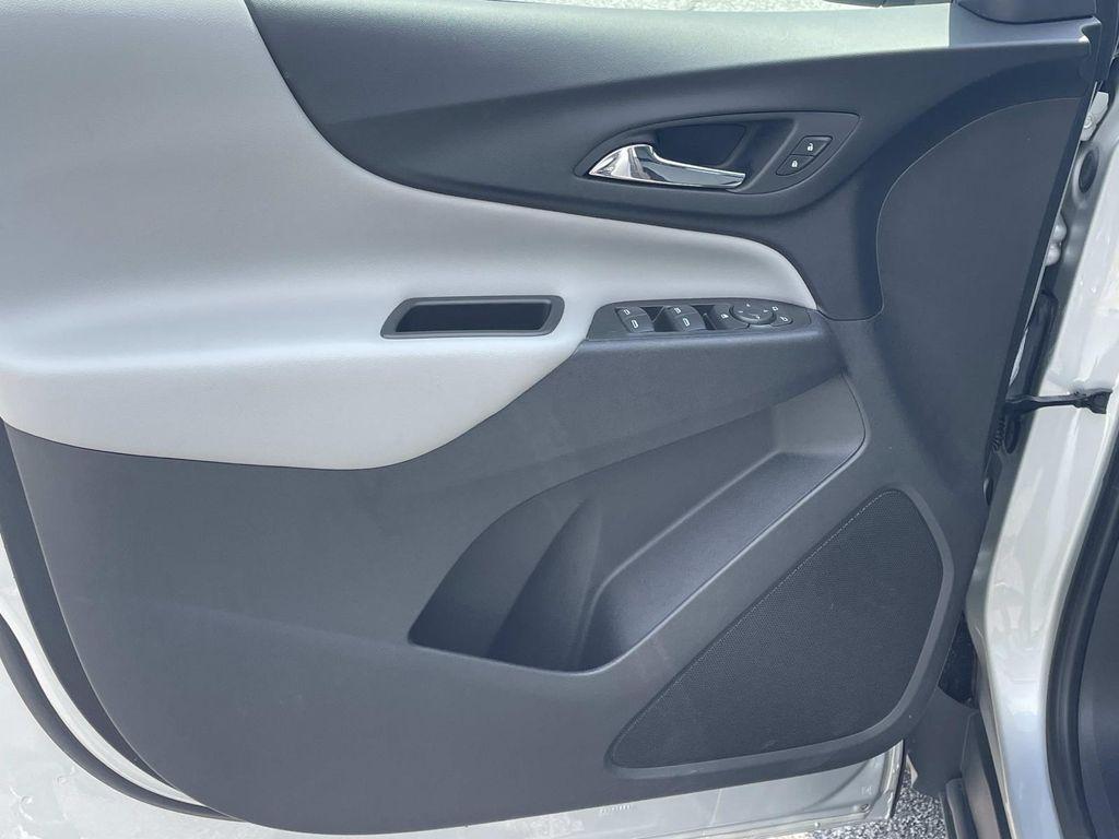 used 2022 Chevrolet Equinox car, priced at $18,990