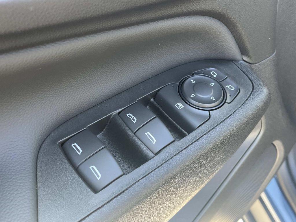 used 2024 Chevrolet Equinox car, priced at $22,490