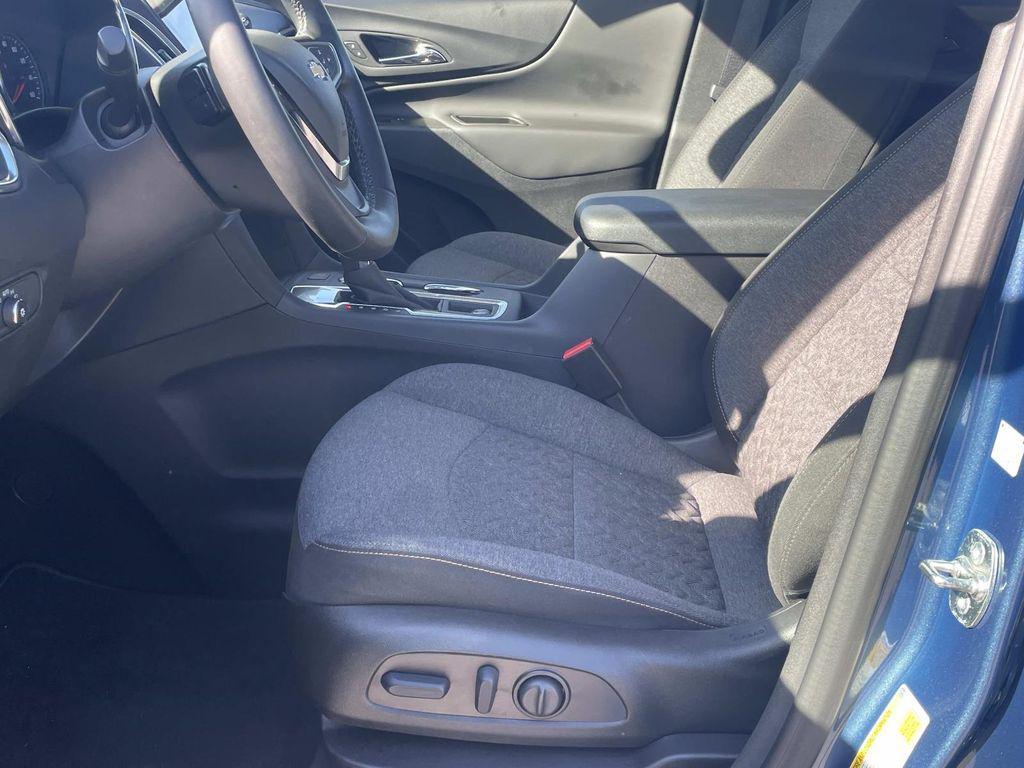 used 2024 Chevrolet Equinox car, priced at $22,490
