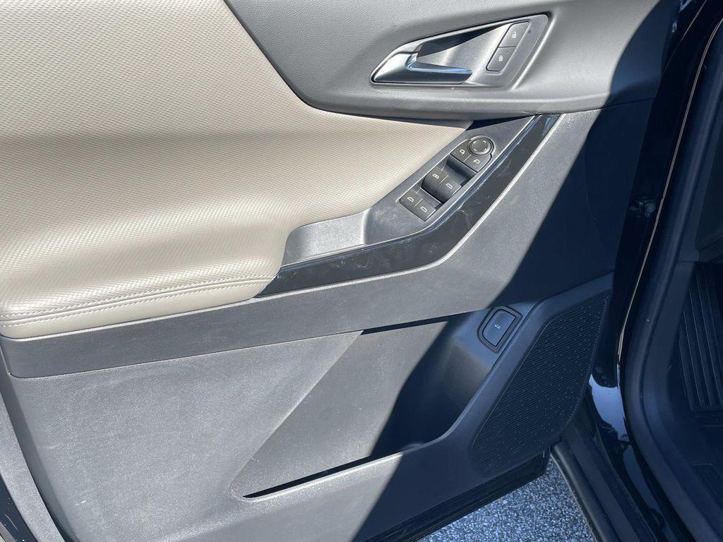 new 2026 Chevrolet Equinox car, priced at $30,053