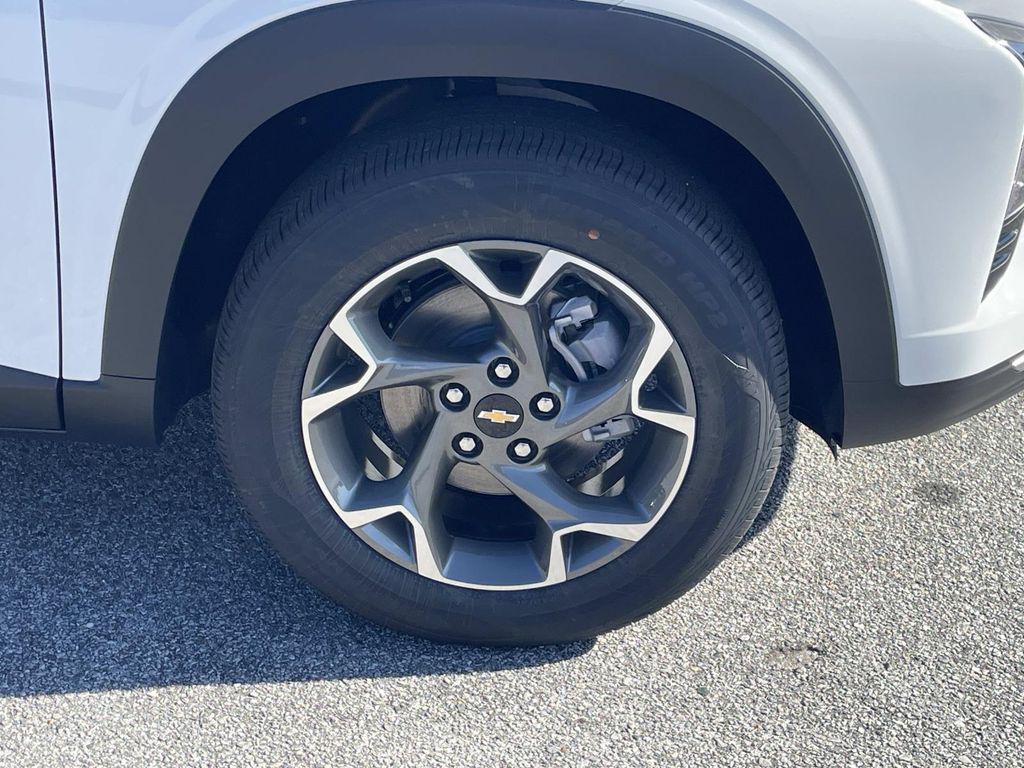 new 2026 Chevrolet Trax car, priced at $24,005