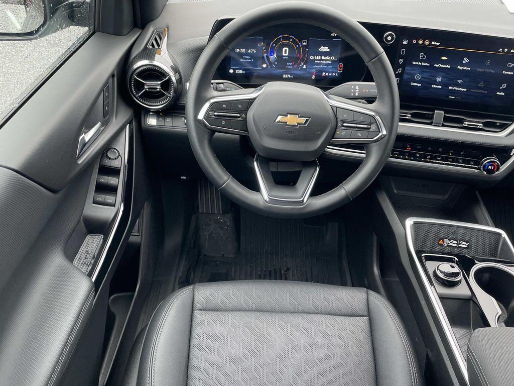 new 2026 Chevrolet Equinox car, priced at $29,899