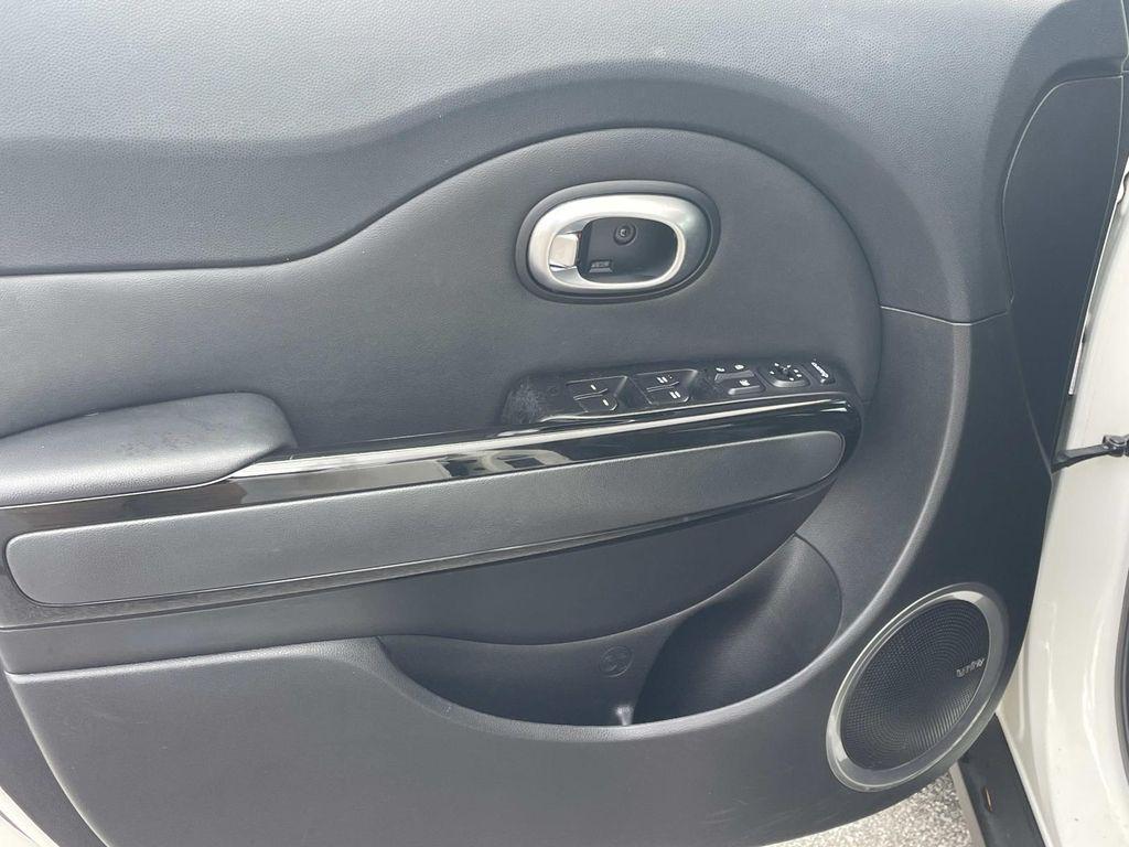 used 2014 Kia Soul car, priced at $7,790