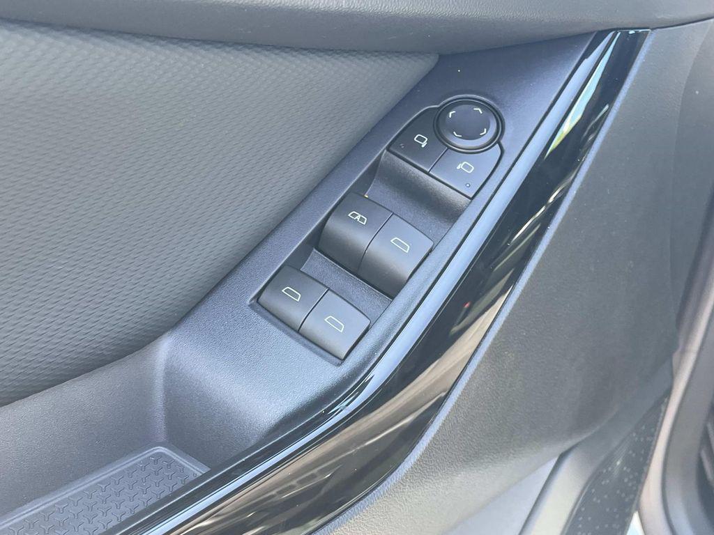 new 2026 Chevrolet Equinox car, priced at $28,883