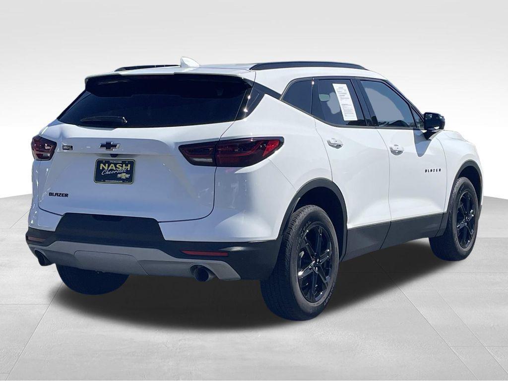 used 2025 Chevrolet Blazer car, priced at $27,990