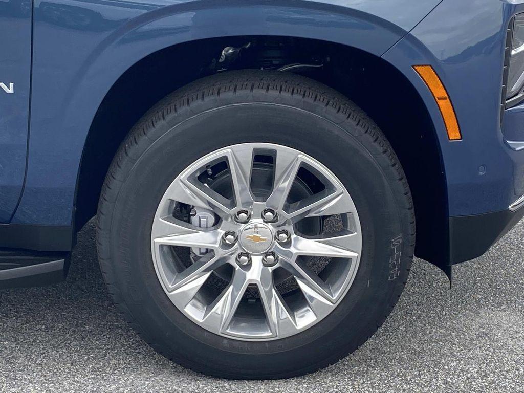 new 2026 Chevrolet Suburban car, priced at $81,150