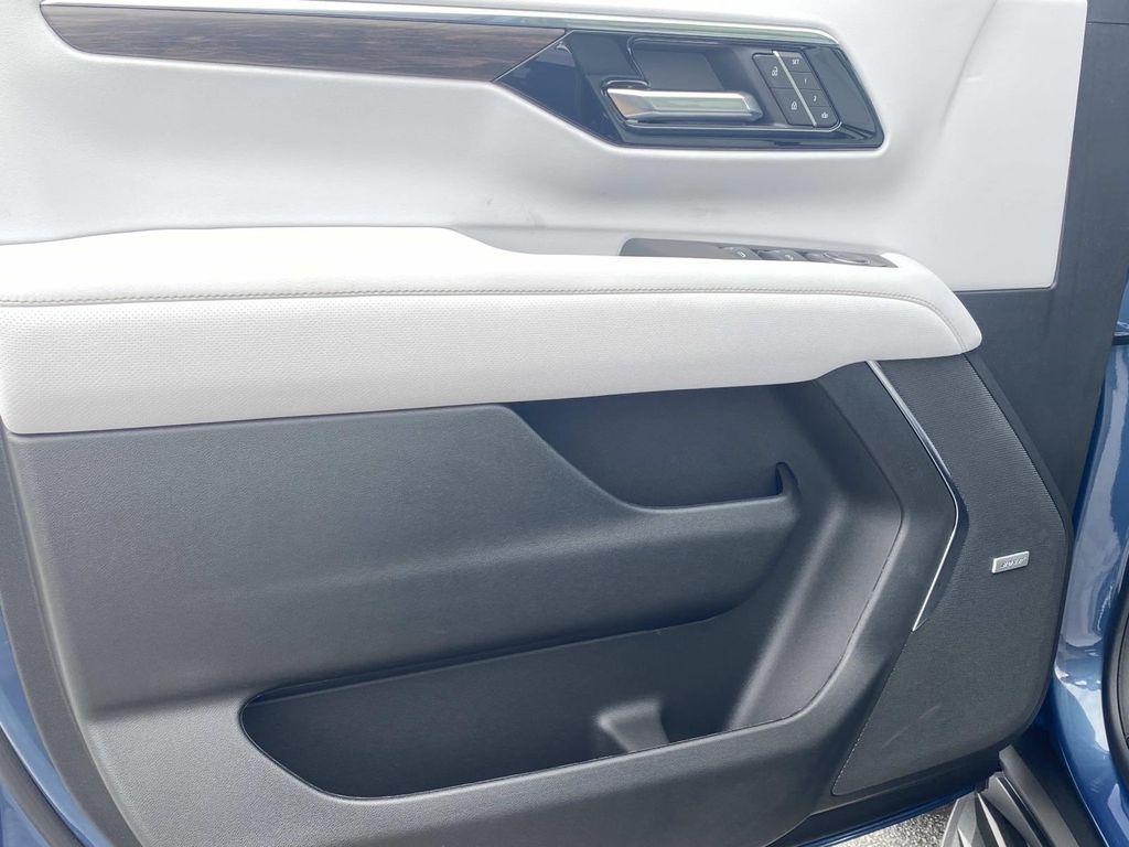 new 2026 Chevrolet Suburban car, priced at $81,150