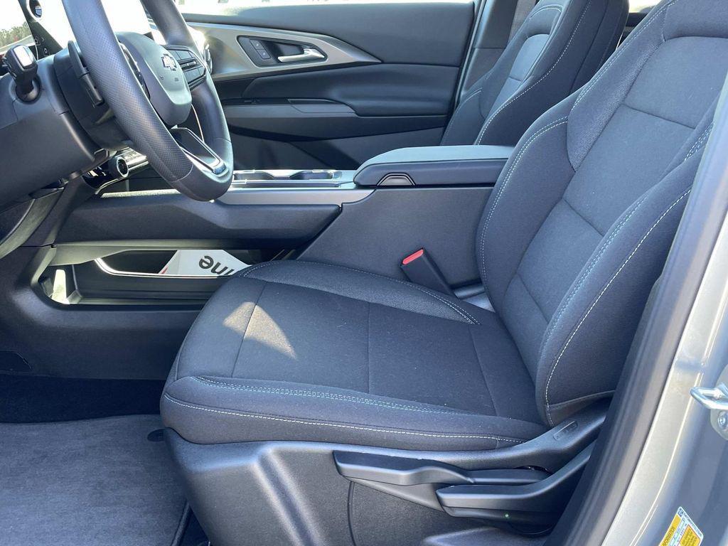 new 2026 Chevrolet Equinox EV car, priced at $30,343