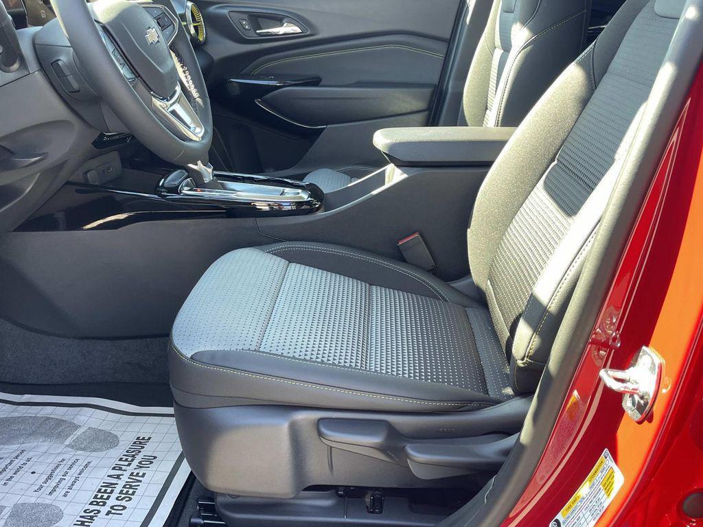 new 2026 Chevrolet Trax car, priced at $25,108