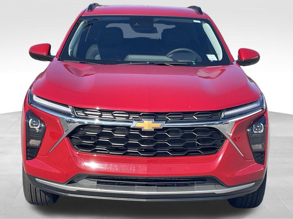 new 2026 Chevrolet Trax car, priced at $25,108