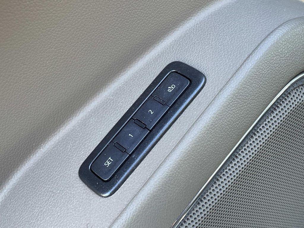 used 2019 GMC Yukon car, priced at $26,890