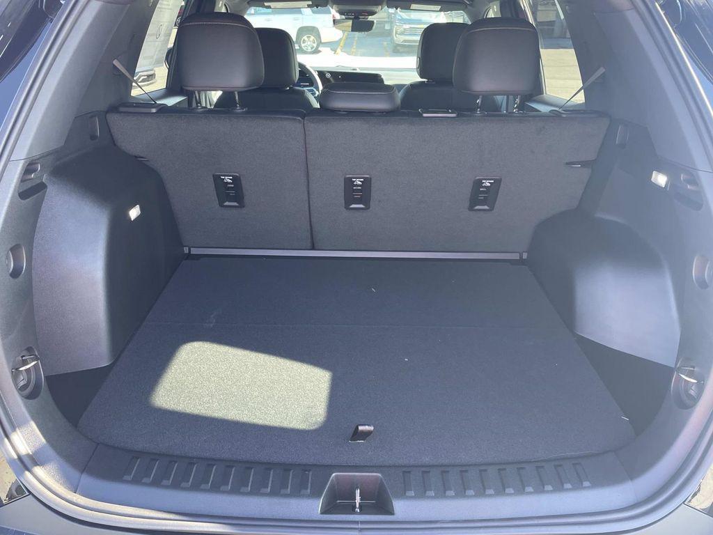 new 2026 Chevrolet Equinox car, priced at $30,643