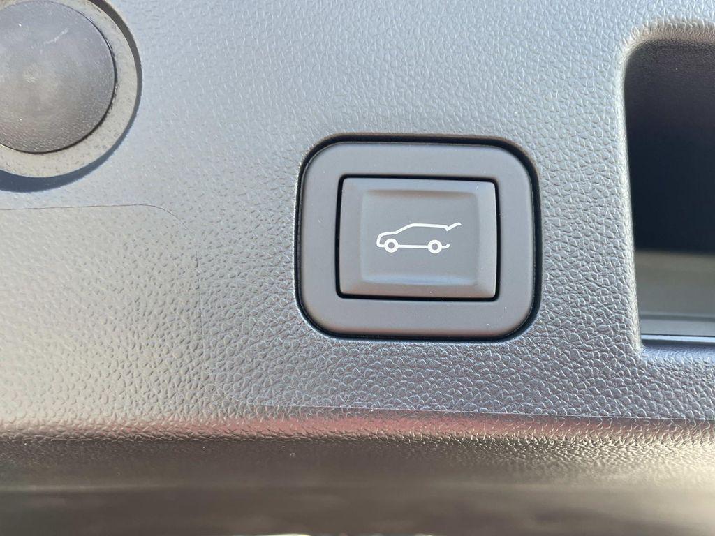 new 2026 Chevrolet Equinox car, priced at $30,643