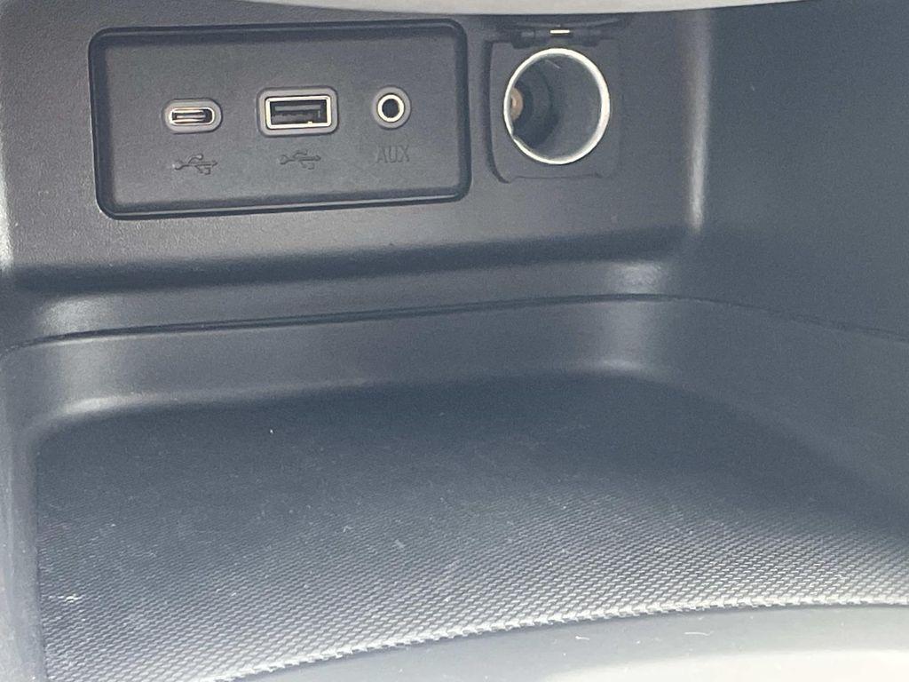 used 2023 Chevrolet Equinox car, priced at $17,490