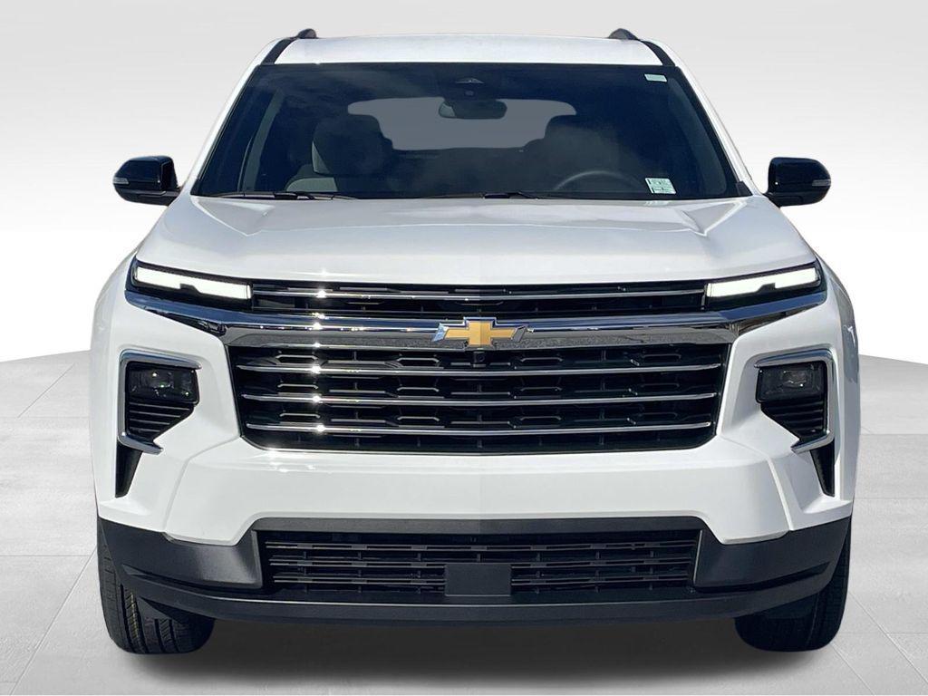 new 2026 Chevrolet Traverse car, priced at $38,622
