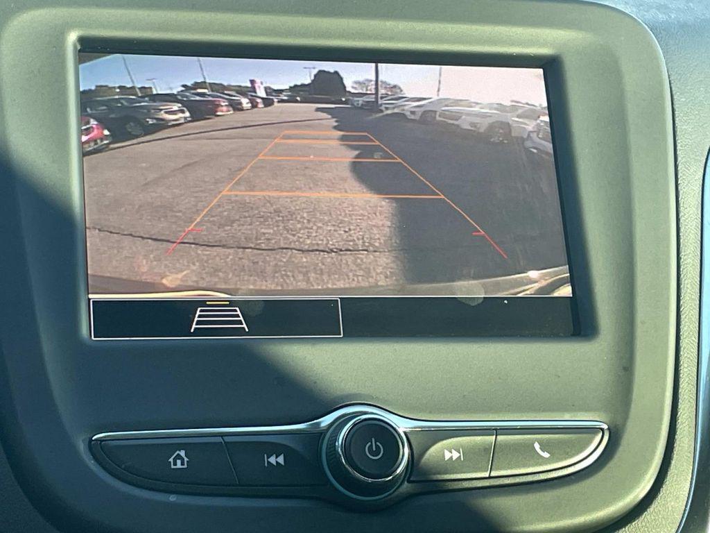 used 2023 Chevrolet Equinox car, priced at $20,290