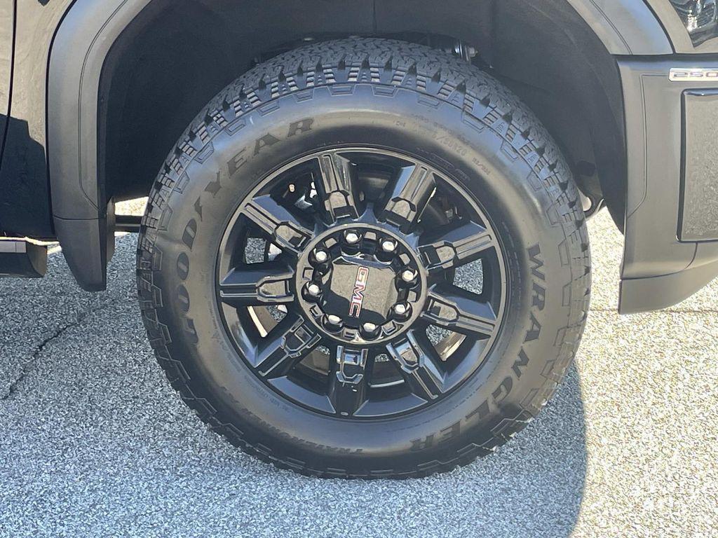 used 2024 GMC Sierra 2500 car, priced at $66,990