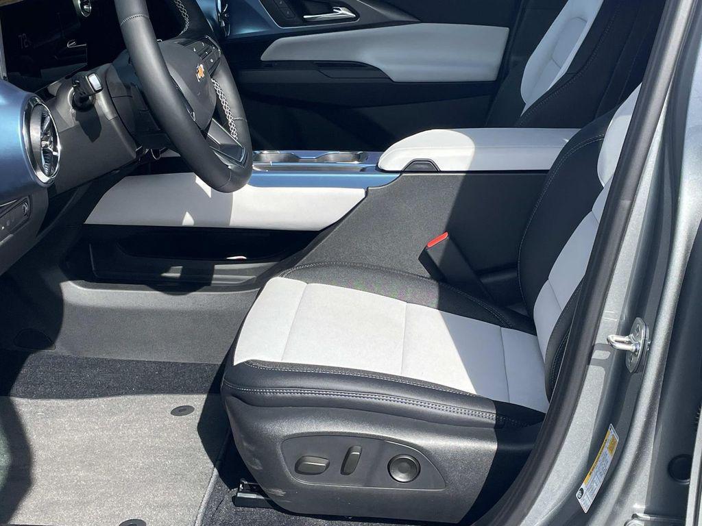 new 2026 Chevrolet Equinox EV car, priced at $38,751